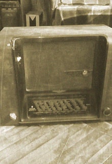 старинный радиоприемник