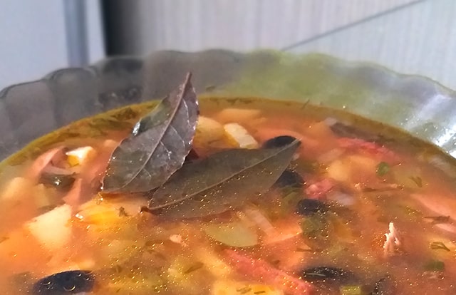 лавровый лист в супе